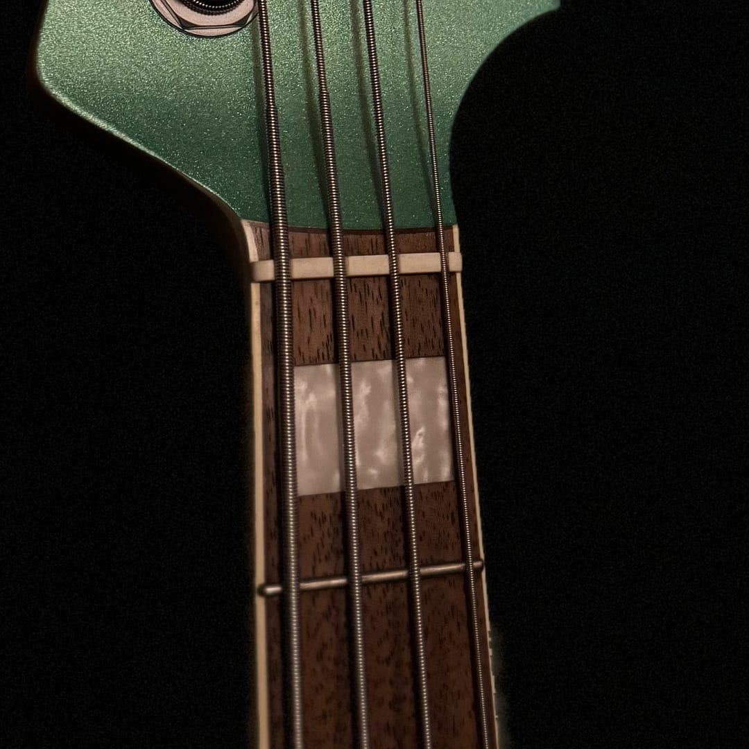 Lakland Skyline 44-64 Custom, Teal Green