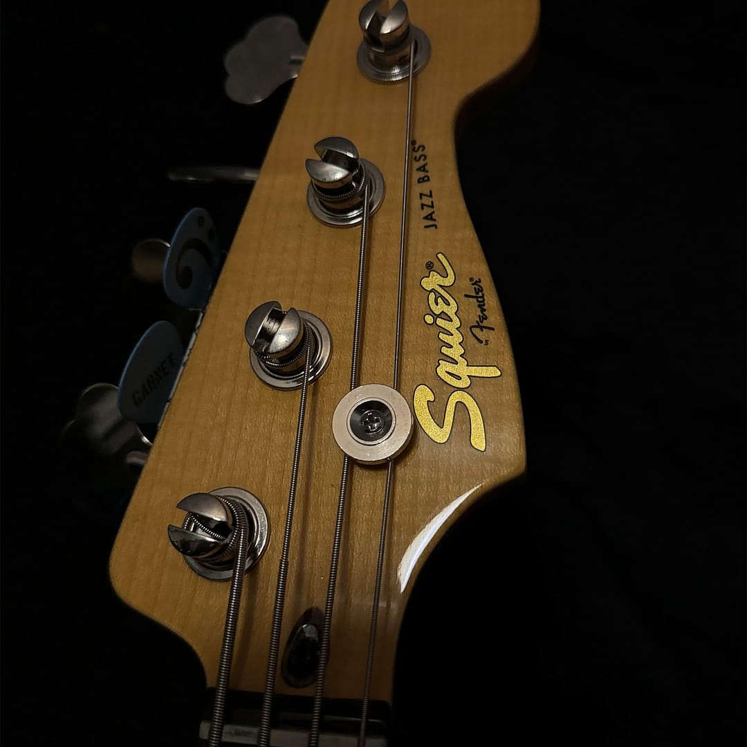 2010 Squier Classic Vibe '60s Jazz Bass, Olympic White