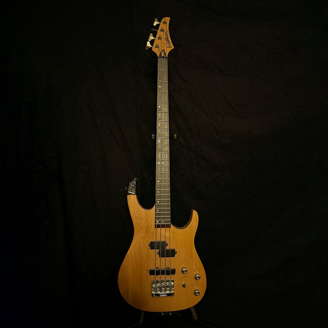 Washburn MB-4 Mercury Series USA, vintage natural finish boutique-style bass designed by Grover Jackson