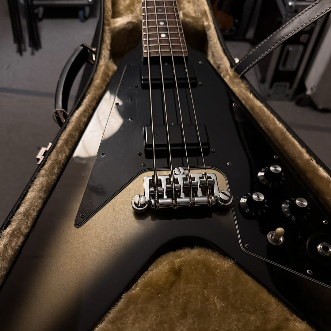 Gibson “V Bass” Flying V Bass, Silverburst