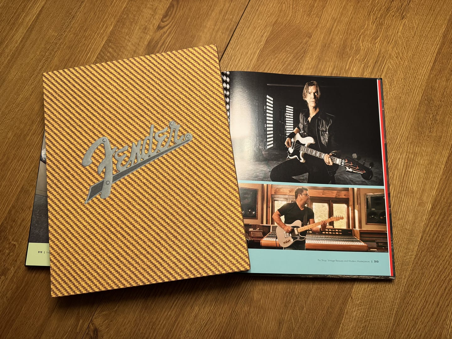 Fender 75 Years By Dave Hunter