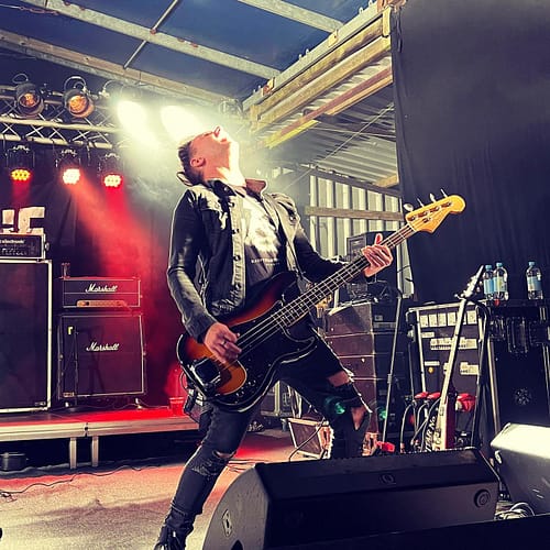 basses-in-strange-places_inaction-9