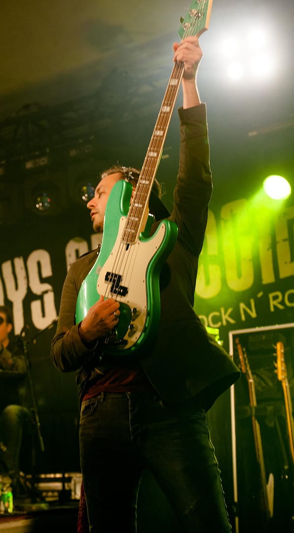 Lakland Skyline 44-64 Custom, Teal Green