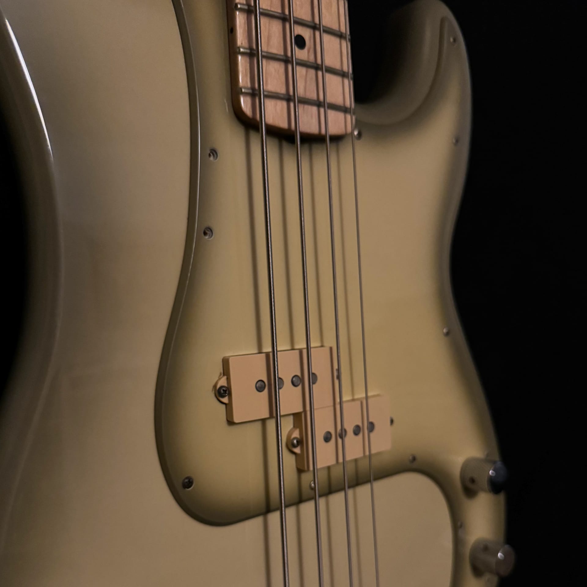 2012 Fender FSR Antigua Precision Bass, Antigua (Mexico) | Bass Vault
